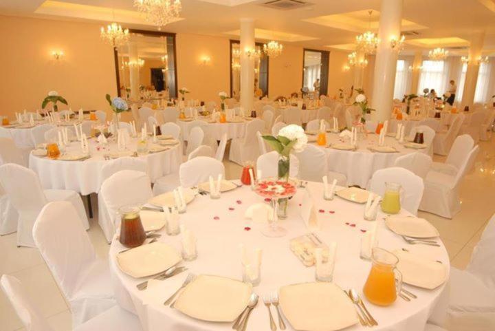 Hotel Skarpa Sejny Luaran gambar