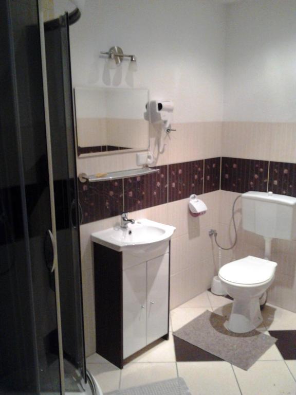 Hotel Skarpa Sejny Bilik gambar