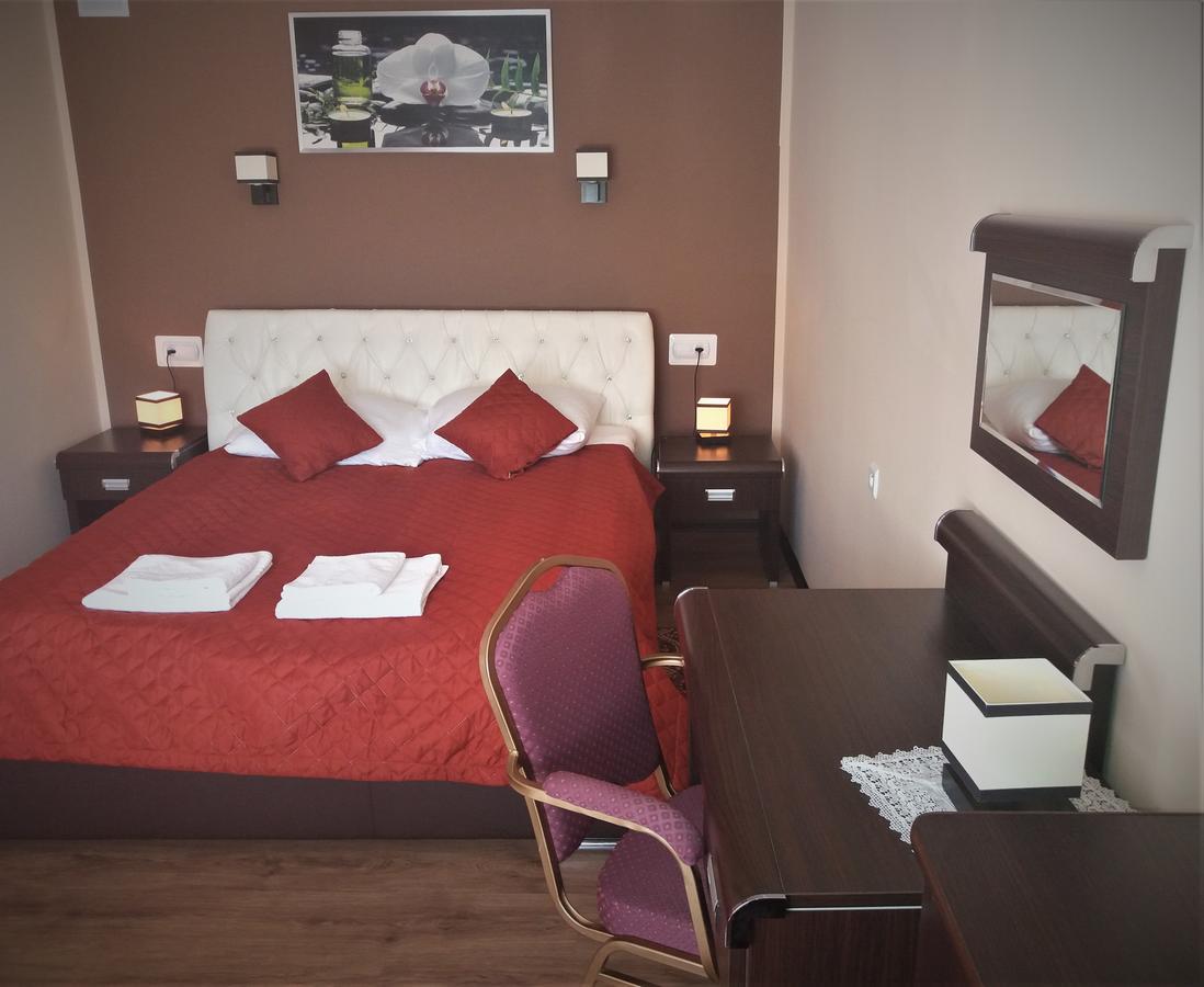Hotel Skarpa Sejny Luaran gambar
